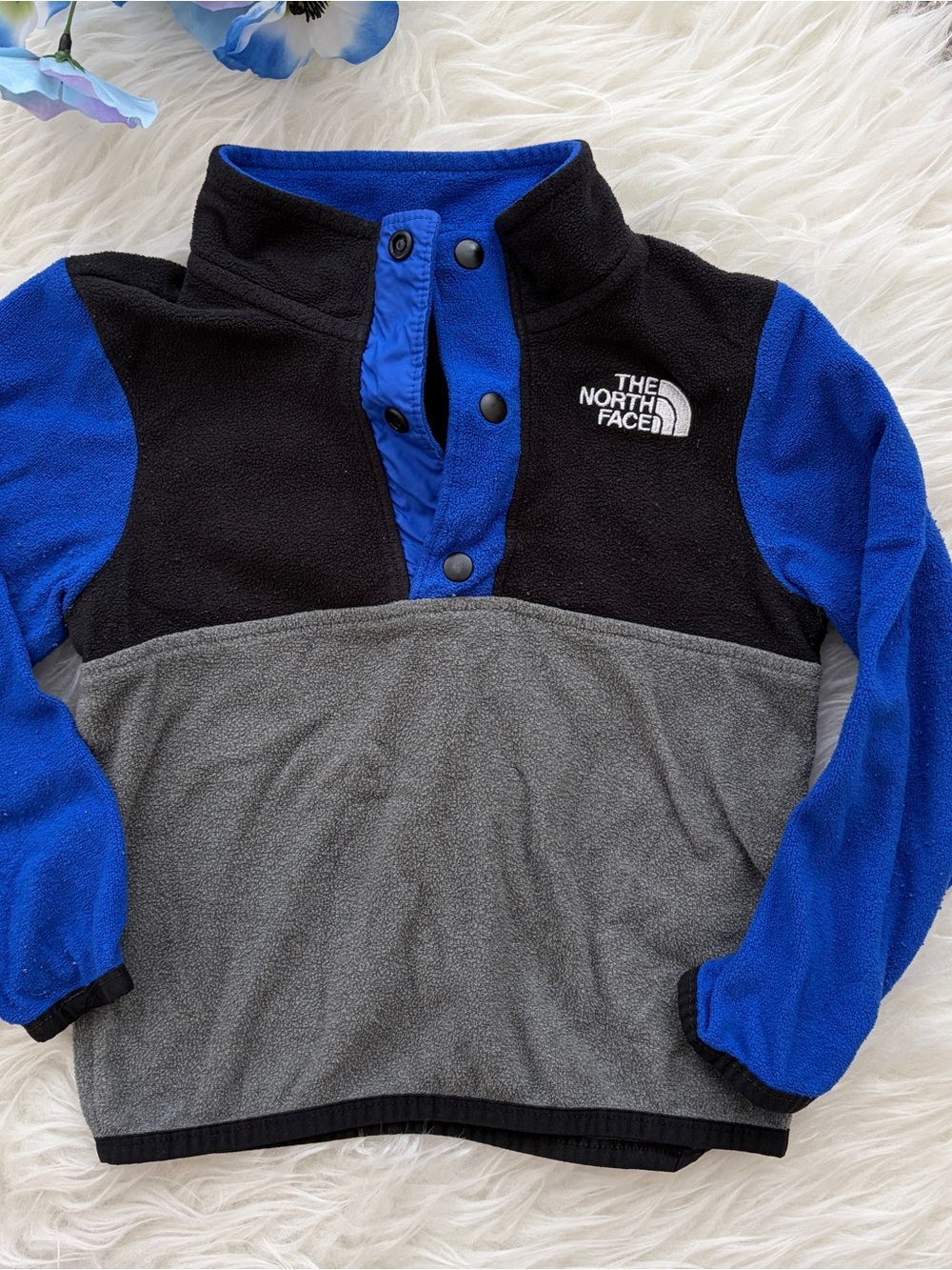 The North Face Kids' Blue & Gray Fleece Pullover Size 2T Snap Button